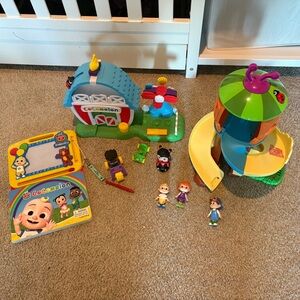 Cocomelon figures Jj, Cody, sister, brother, JJ Treehouse slide, barn, more!